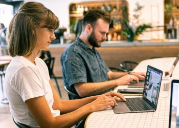 Why CenturyLink Internet Is Great For Small Online Businesses?