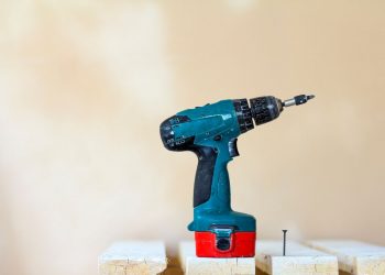 Wer braucht schon den Baumarkt? Der ultimative Handwerker Shop ist da!