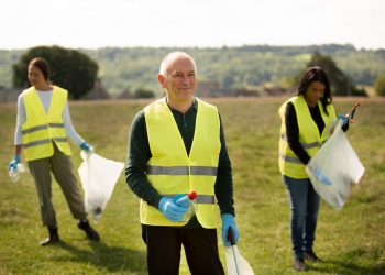 Roll Off Dumpsters: Your Secret Weapon to Conquering Clutter and Organizing Your Space