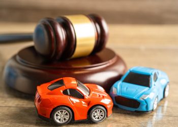 7 Things You Should Do After a Car Accident: Insights from a Daytona Beach Accident Lawyer