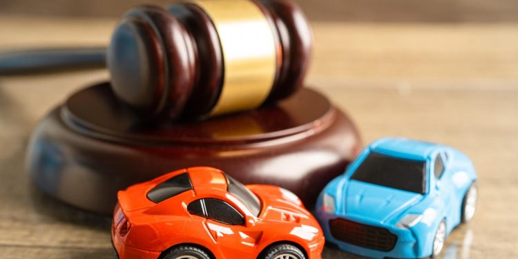 7 Things You Should Do After a Car Accident: Insights from a Daytona Beach Accident Lawyer