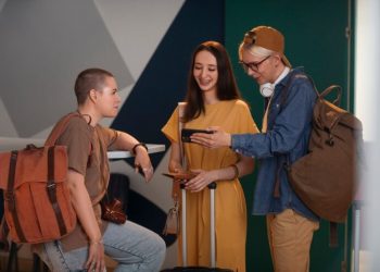 Hobart Accommodation & Tours