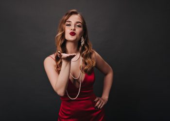 The Exciting World of Slot Machines: Spinning Reels and Winning Dreams