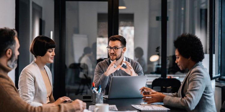 Navigating the H-1B Visa Process: Tips and Insights