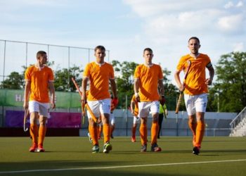 Modern 11-a-side soccer formations and style