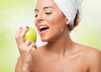 The Benefits of Using Natural Hand Cream for Soft and Healthy Skin