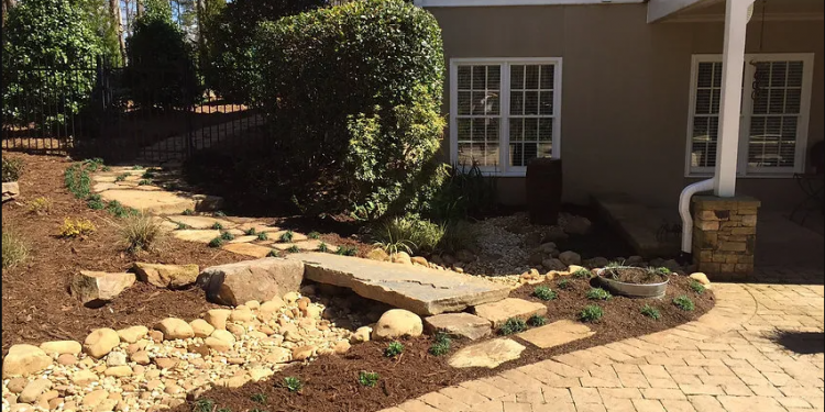 Navigating Bedding Choices for North Atlanta Landscapes: A Closer Look