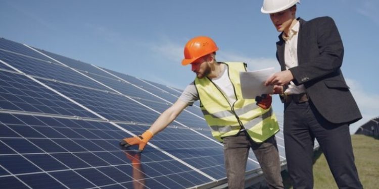 The Pros and Cons of Solar Energy: Illuminating the Path to a Greener Future