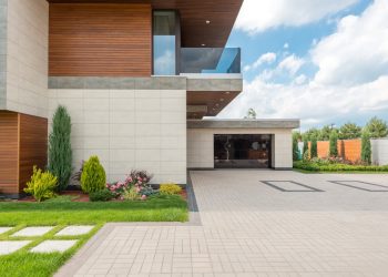 From Bumpy Blues to Asphalt Bliss: Restoring Your Driveway