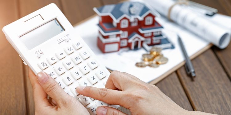Tapping into Your Home’s Equity: Exploring the Pros and Cons of Reverse Mortgages