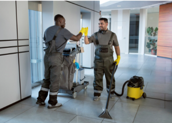 Building a Strong Customer Service Ethic in Cleaning Businesses