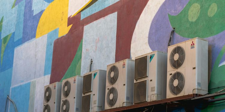 When Is the Best Opportunity to Recruit an AC Contractor?