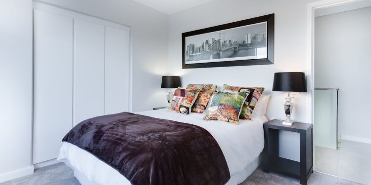 Night Owl’s Haven: Your Home Decor on a Budget