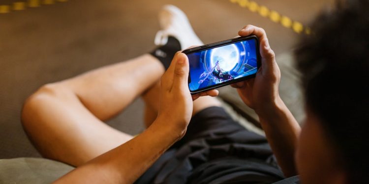 Title: Exploring the Differences Between Starlight Princess and Gatot Kaca: A Gender Perspective