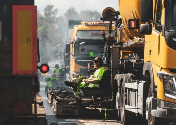 Know About Some Best Services offered by Paving Contractors in your community