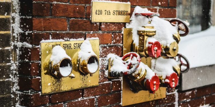 Preventing Frozen Pipes: A Guide for Homeowners