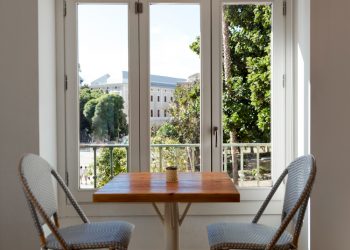 Why Updating Your Double Glazing Windows is Essential for Bristol Homeowners