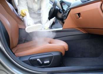 The Environmental Benefits of Mobile Car Steam Cleaning