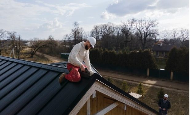 Ultimate Guide to Residential Roofing: Maintenance, Materials, and Expert Tips