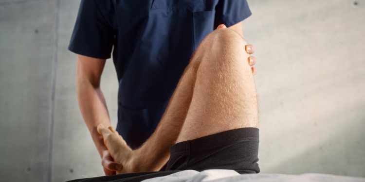 Pittsburgh Chiropractor at Auslander Health Solutions Offers Advanced Treatments for Peripheral Neuropathy