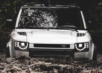 Enhancing Off-Road Reliability: Dual Battery Tray for Toyota Hilux