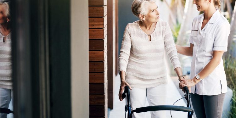 Understanding the Difference Between 24-Hour Care and Live-In Care