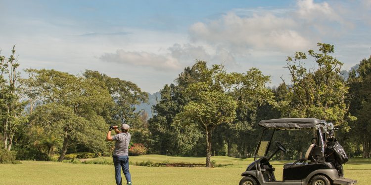 Electric Golf Scooters: A New Essential for UK Golfers