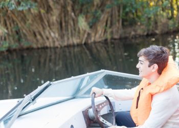 The Importance of Refreshing Your Boating Safety Skills