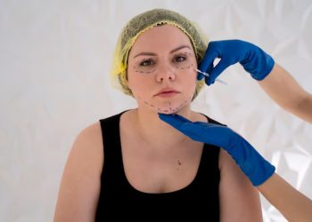 Lanluma in London: A Non-Surgical Way to Sculpt Your Chin, Jawline, Temples, and Cheeks