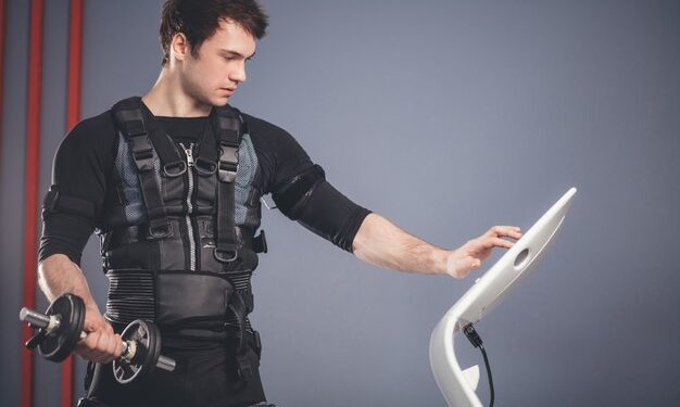 Overview of the Benefits of Electrical Muscle Stimulation (EMS) Suits