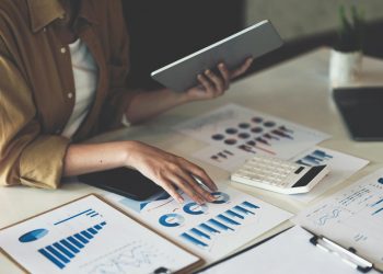 Why Hiring a Local Accountant in Barry, Wales, is a Smart Choice