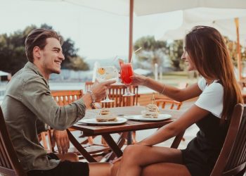 Phuket’s Best Romantic Dining Spots: 5 Restaurants to Fall in Love With