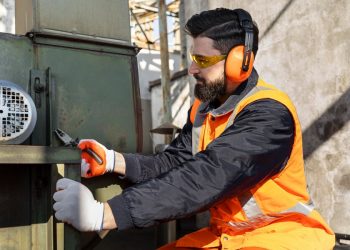 What Makes 24-Hour Commercial HVAC Repair Critical for Operations?