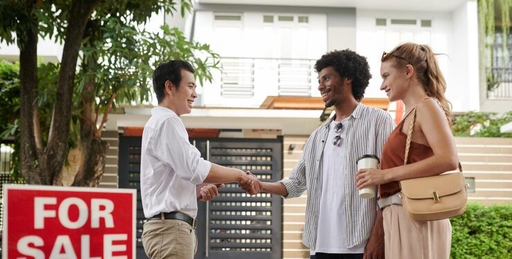 Is a Condo Near the BTS/MRT Right for You? What to Know Before Buying or Renting