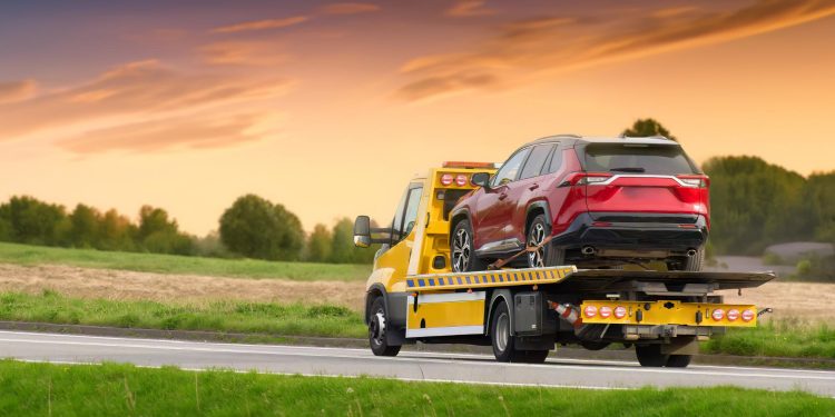What Makes Towing in Glendale Reliable for Accident Recovery?