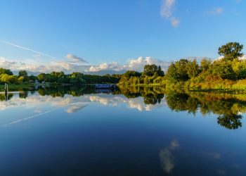 What Makes Smith Lake Camping Perfect for Amateur Photographers?