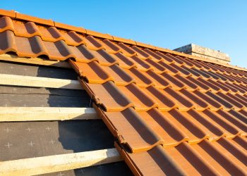 How to Become a Skilled Roofer: Tips for Aspiring Hamilton Roofers