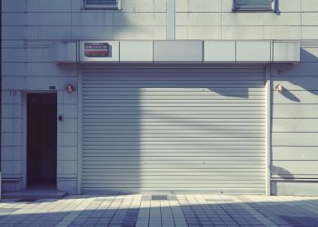 What Are Common Signs a Garage Door Opener Needs Repair?