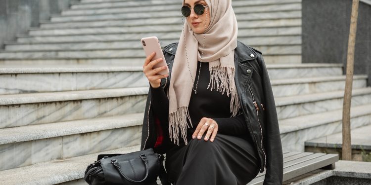 Abaya Shopping Guide: Finding Quality and Elegance at AbayaKart﻿