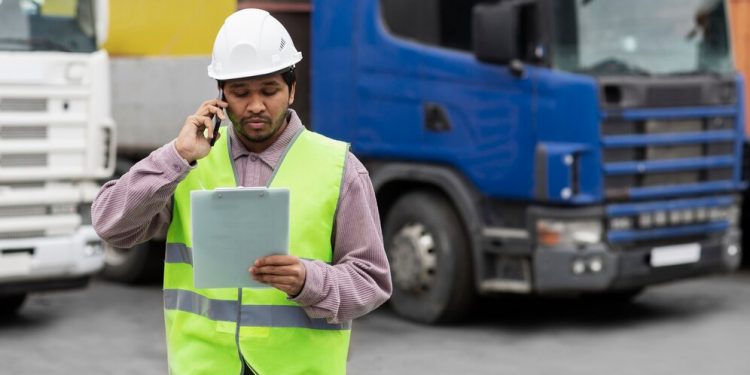 Heavy Equipment Moving and Installation Services: Ensuring Safe and Efficient Logistics