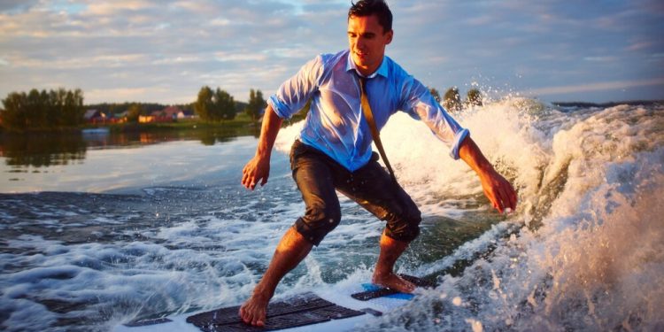 Wakesurfing & Wakeboarding in Dubai: Beginner’s Guide by Lemon Wake