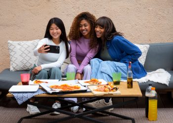 Houston Mobile Massage for Houston’s Foodies: Unwind After a Feast