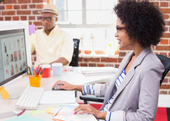 Fractional CMO for Startups: Smart Marketing Leadership Without Full-Time Cost